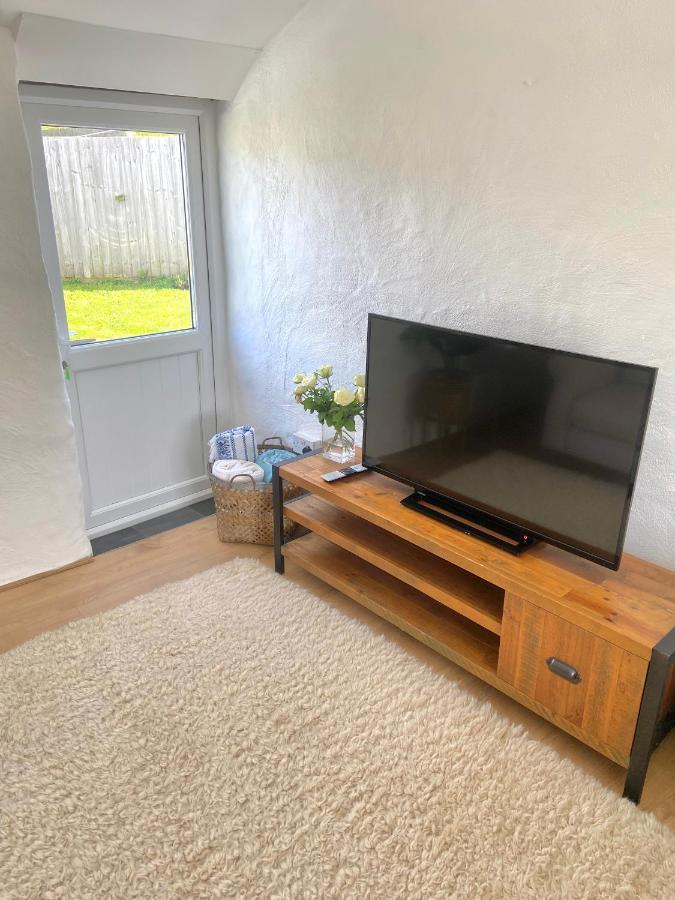 טרורו Idyllic Cornish Cottage, Superking Bed, Private Garden Dogs Welcome מראה חיצוני תמונה