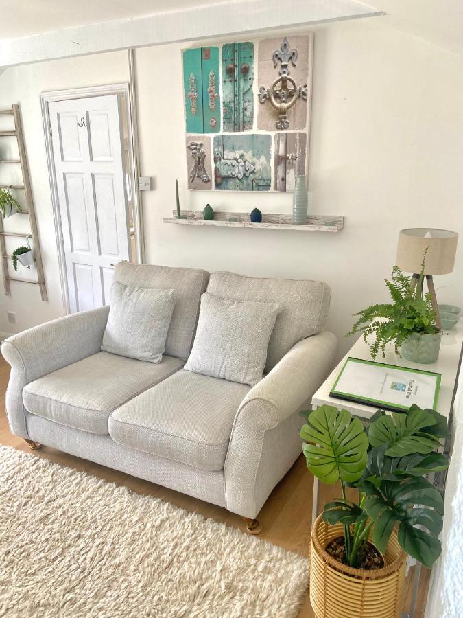 טרורו Idyllic Cornish Cottage, Superking Bed, Private Garden Dogs Welcome מראה חיצוני תמונה