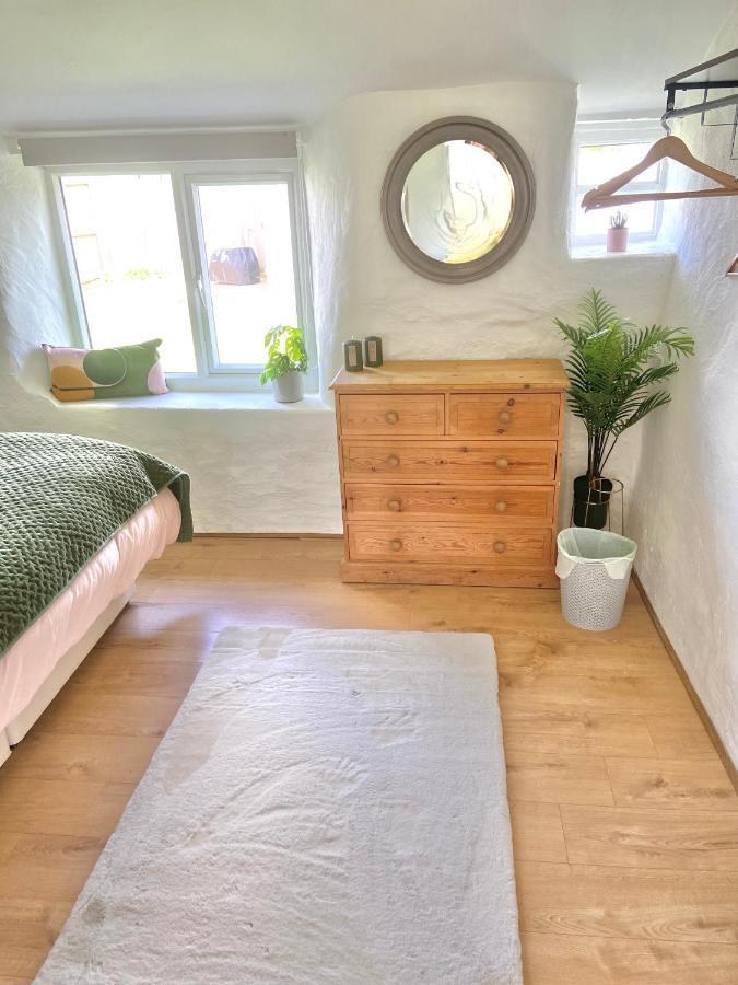 טרורו Idyllic Cornish Cottage, Superking Bed, Private Garden Dogs Welcome מראה חיצוני תמונה